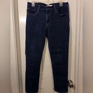 Levi's Slimming Skinny Dark Blue Jeans for Women.  Size 31.